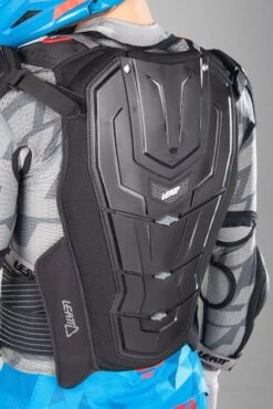 Giacca Protettiva Leatt Adventure Nera -Vendite LEATT dc9837879cdb734f1455abcb01664b2335b4183e 1 PIA 14796 1 140