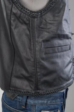 Gilet In Pelle Richa Sadic Nero 13 Gilet In Pelle Richa Sadic Nero -Vendite LEATT e659df105949a00644579e7754bb1ad830f79aca 1 1GSAF100100L 1 80