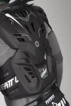 Pettorina Leatt Fusion Vest 3.0 Nera -Vendite LEATT edf8dc93db3b88ffb5175fb78580e0e306b29d48 1 PIA 15513 1 90