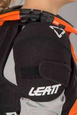 Pettorina Bambino Leatt 2.0 Junior Arancio -Vendite LEATT ef2137bf35a10bf71003fb6fedae0f0e76f925cf 1 PIA 15522 7 120