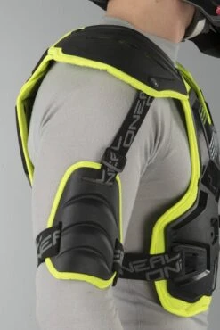 Pettorina O'Neal PXR Nero-Giallo -Vendite LEATT ef2d6f44a1168afcbde91c34fafb08fba2e2aeef 1 0734 120 gru142017 6