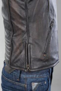 Gilet In Pelle Richa Gilet Colt Vintage Leather Marrone 14 Gilet In Pelle Richa Gilet Colt Vintage Leather Marrone -Vendite LEATT f16e7b4c33f69c4797fcdef571f995c23a72af5c 1 1GCO10001000L 1 70
