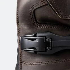 Stivali Moto Course Adventure Marroni 23 Stivali Moto Course Adventure Marroni -Vendite LEATT f2c61de4ee794bc3b9a2db17d20fbc23 2 PIA 262646 0 140