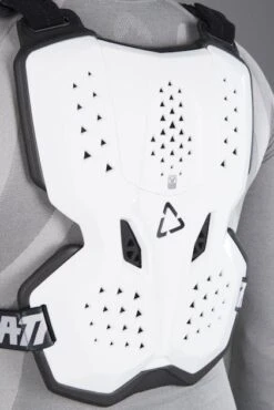 Pettorina Leatt 3.5 Bianca -Vendite LEATT fc1e485b718812d4988f6cf8816f2c66a5a693f9 1 PIA 111381 1 110