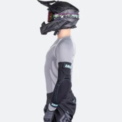 Gomitiere Raven Rine Nere -Vendite LEATT fd799cc968e6351256f08a2f4e6c7df8892d3c0c 1 pia 185979 9 30ab