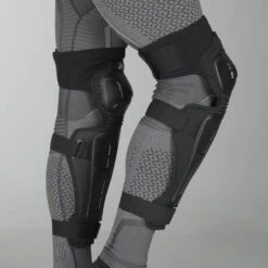 Ginocchiere Raven Tibia -Vendite LEATT fe20835c6fac94793c4599533f68206a08b85787 1 666 RP KP S sty092018 9